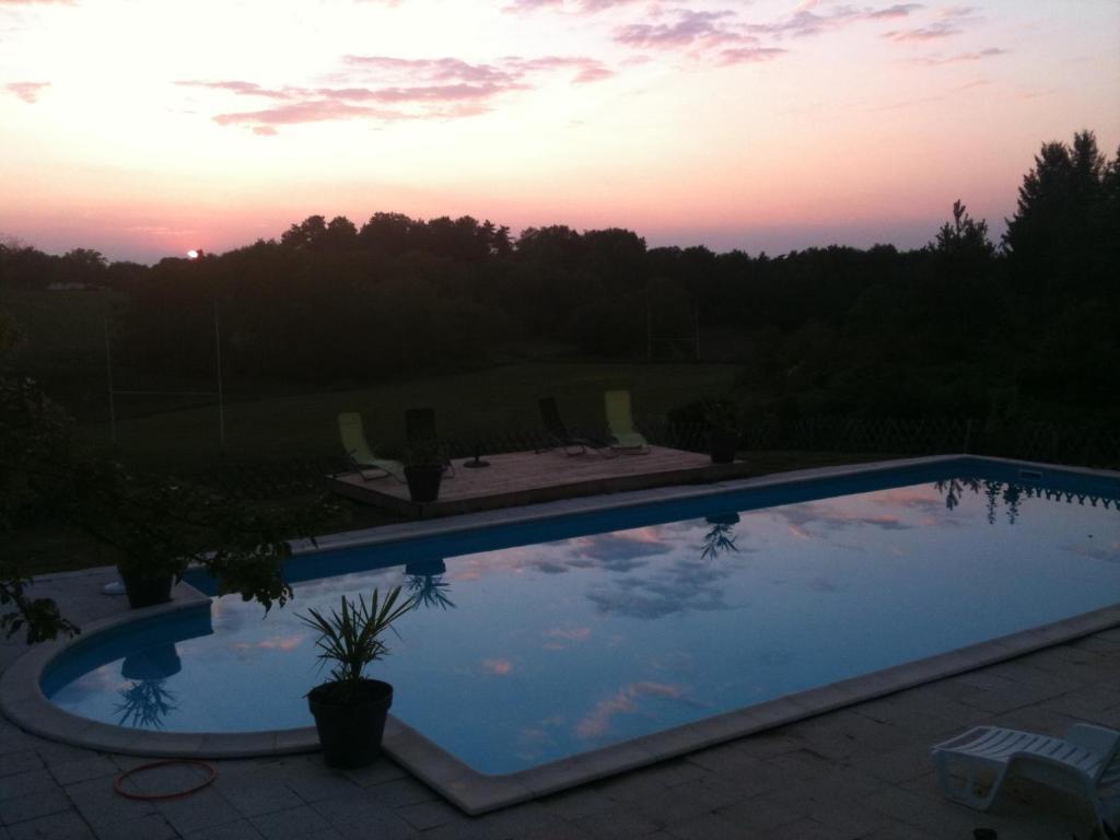 L'Hermitage Des 4 Saisons Hotel La Gonterie-Boulouneix Buitenkant foto